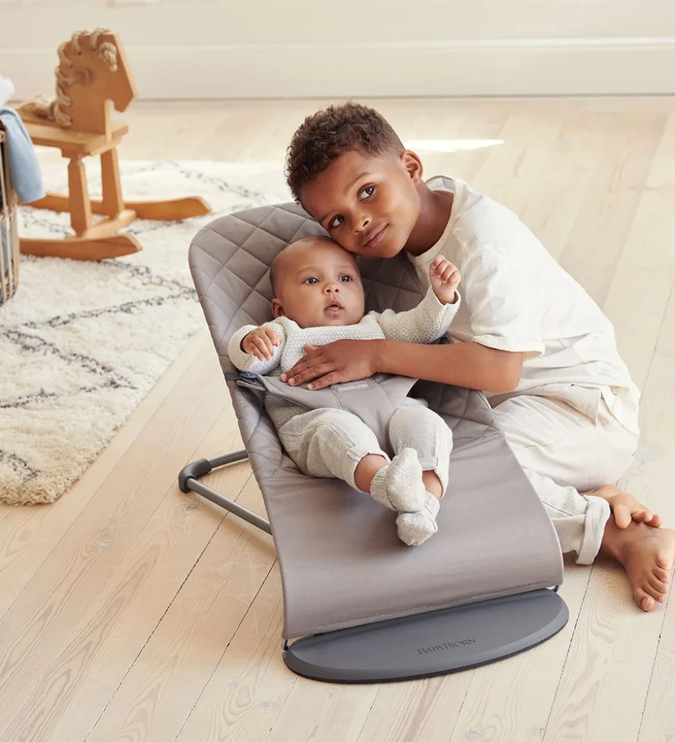 BabyBjörn Skråstol - Bliss - Classic Quiltet - Sandgrå