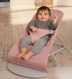 BabyBjörn Skråstol - Bliss - Petal Quiltet - Støvet Pink