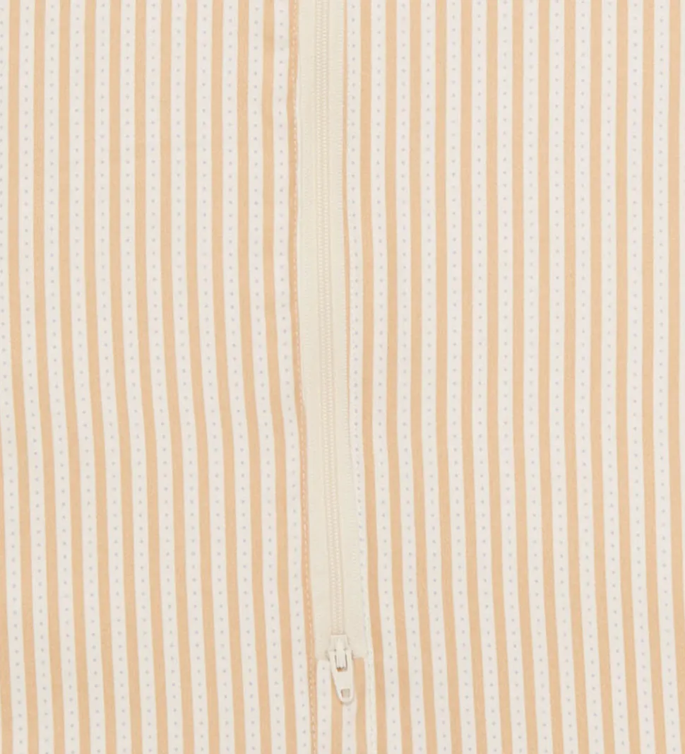 Cam Cam Sovepose - 0-6 mdr. - Oatfield