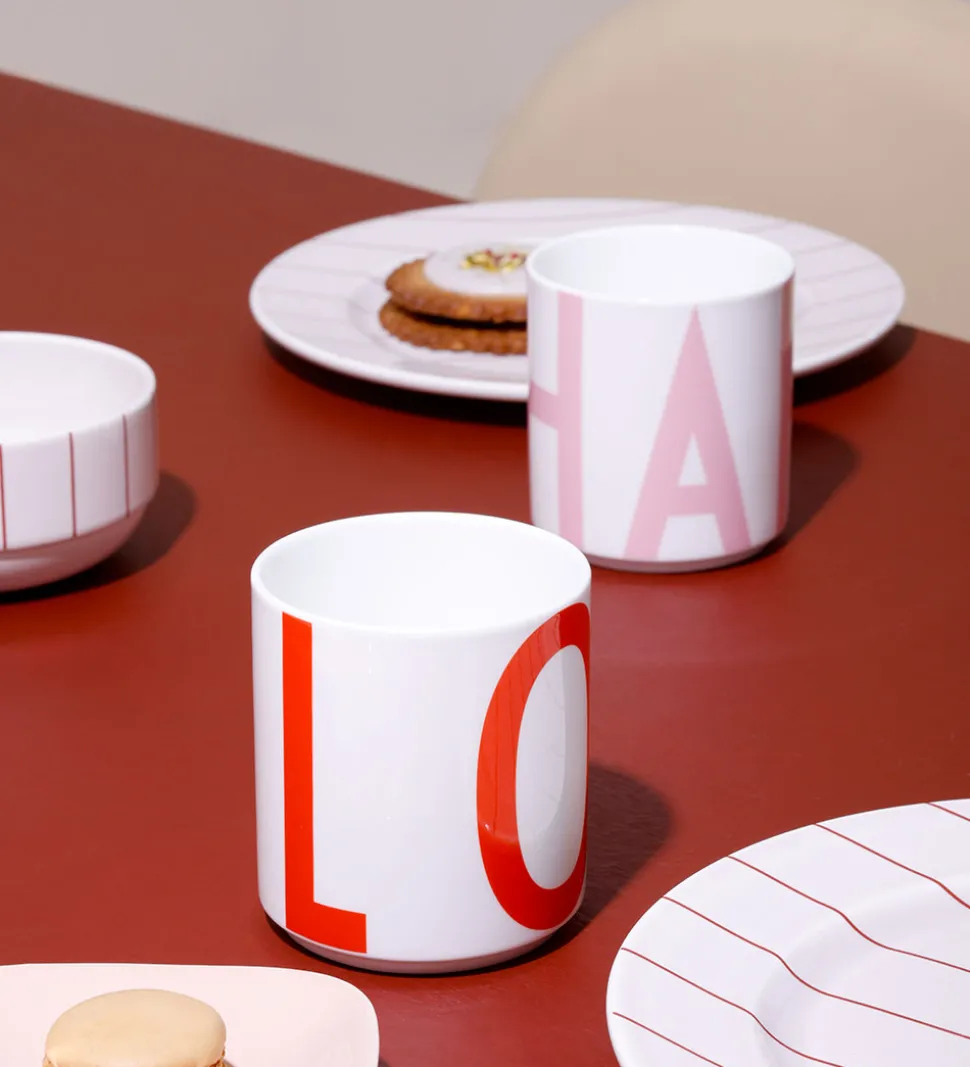 Design Letters Kop - XL Vintage ABC - Love - Cherry Tomato