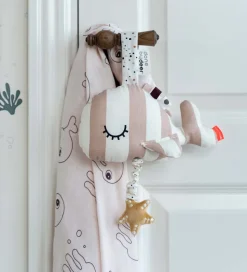 Done By Deer Musikdyr - Wally - Powder