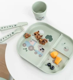 Done by Deer Spisesæt m. Sugekop - 4 Dele - Tiny Farm Grøn