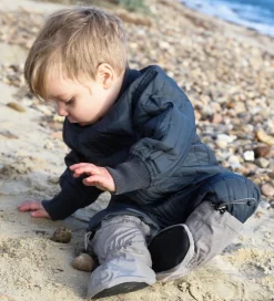 En Fant Sko Cover - Grå