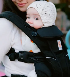 Ergobaby Bæresele - Omni Breeze - 1 in Airflow - Onyx Black
