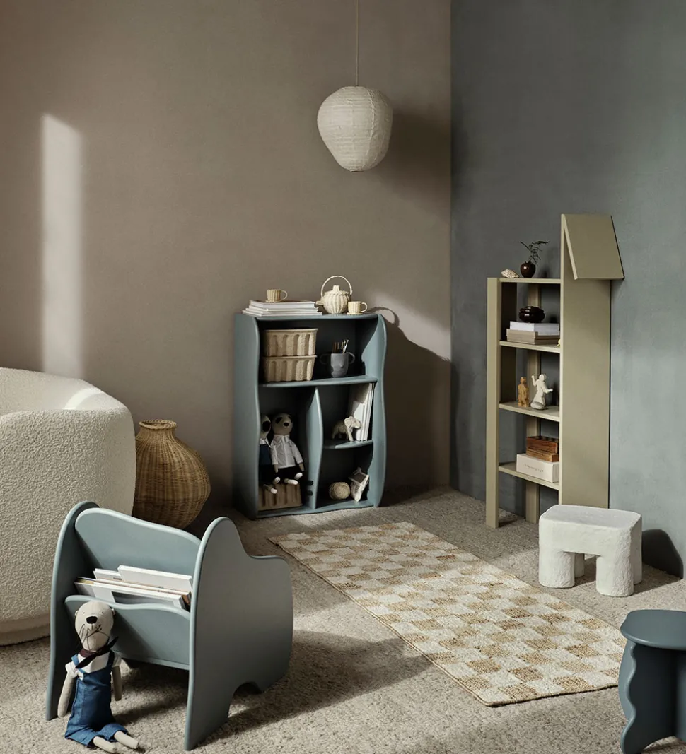 Ferm Living Bogreol - Slope - 66x36x95 cm - Storm