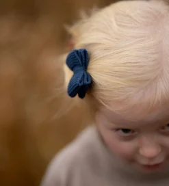 Hanevild Hårspænde m. Sløjfe - Strik - Tanja - Ensign Blue