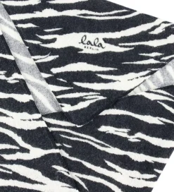 Lala Berlin Tørklæde - 162x85 - Triangel M - Black Tiger