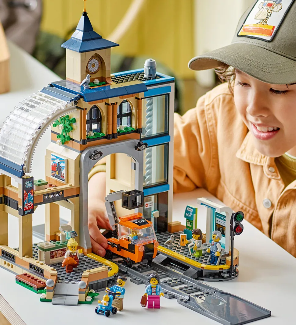 LEGO® City - Hovedbanegård 60469 - 752 Dele