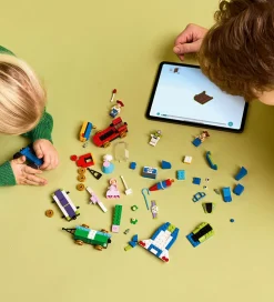 LEGO® Disney - Toy Story-fejring: Tog og fje... 43264 - 206 Dele