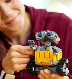 LEGO® Disney - WALL-E Og Eva 43279 - 811 Dele