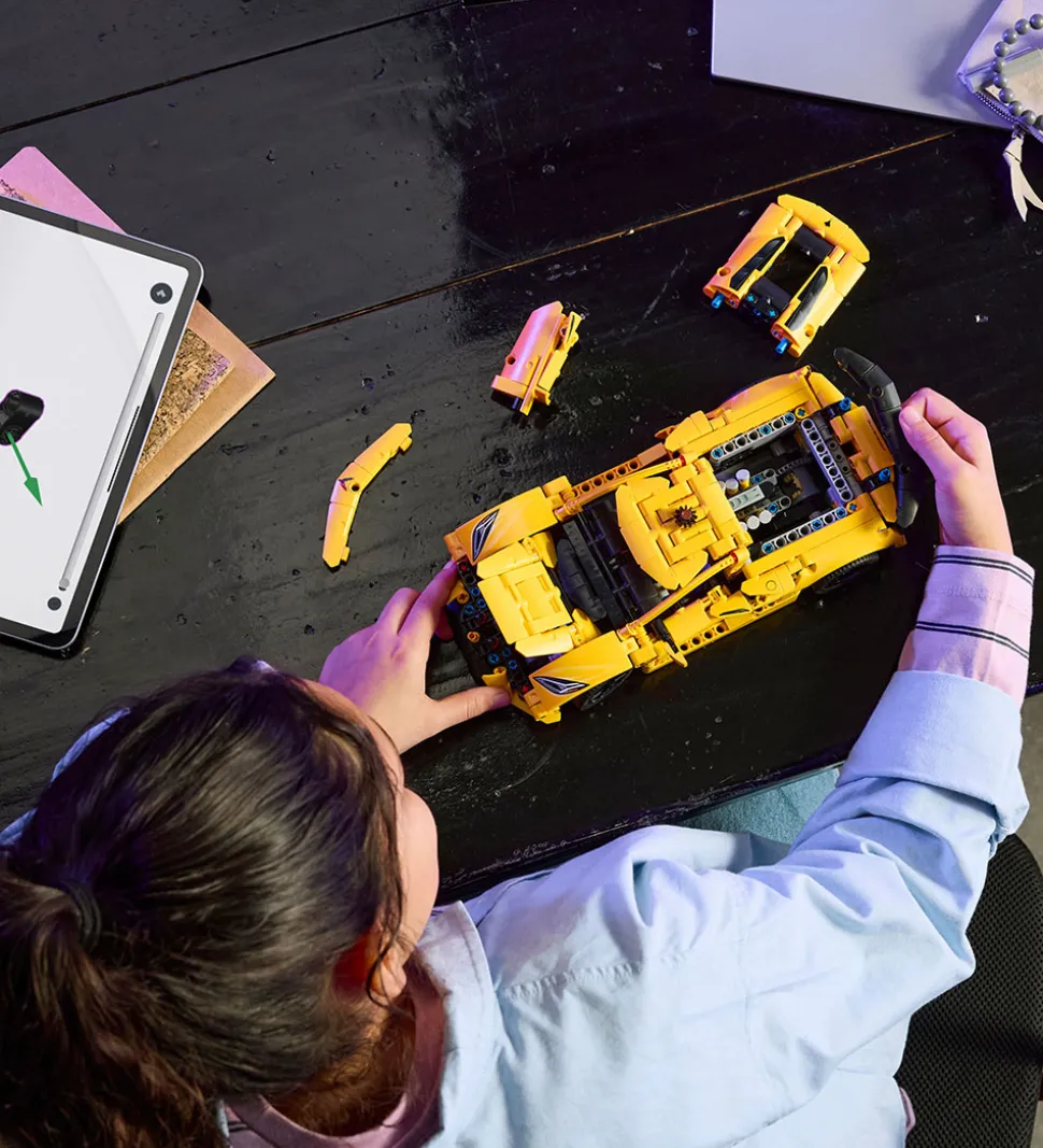 LEGO® Technic - Chevrolet Corvette Stingray 42205 - 732 Dele