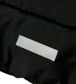 Nam It Dynevest - NkfMole - Sort