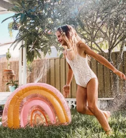 SunnyLife Oppustelig Sprinkler - 70x60 cm - Regnbue